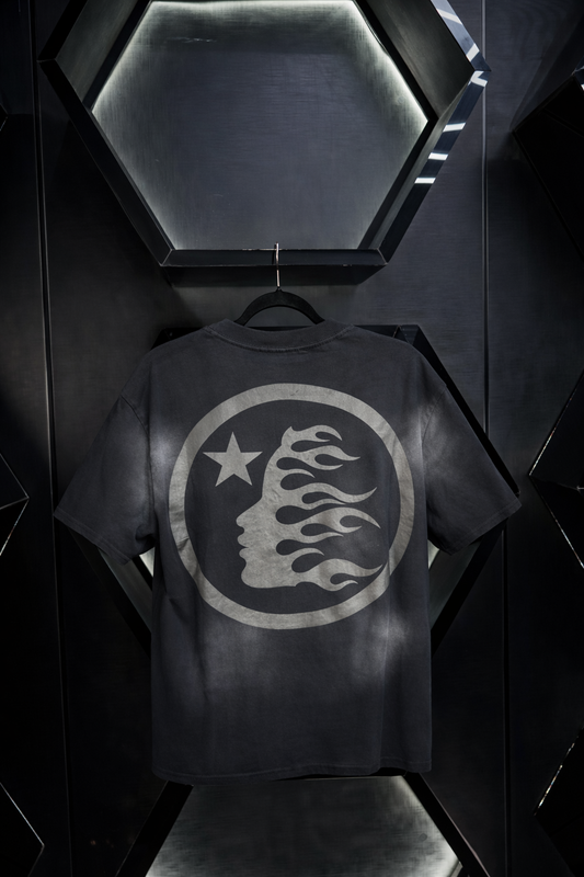 Remera Hellstar Gris