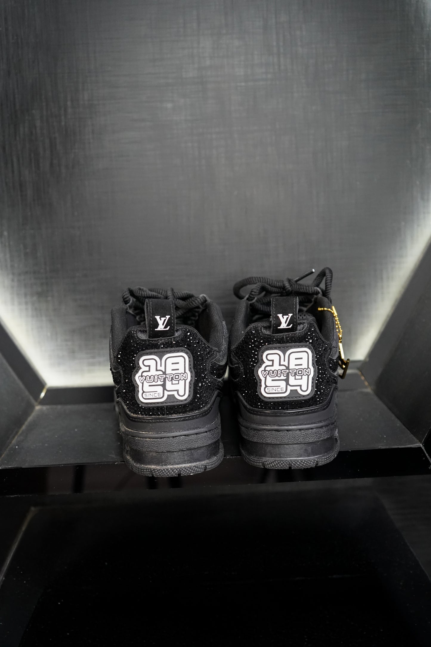 Zapatilla Louis Vuitton Negra
