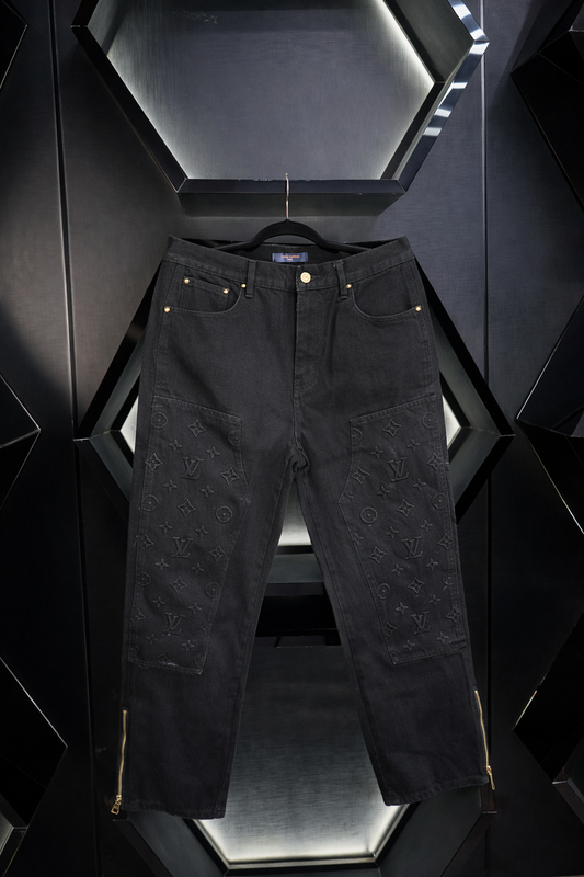 Jean Louis Vuitton Negro Estampado