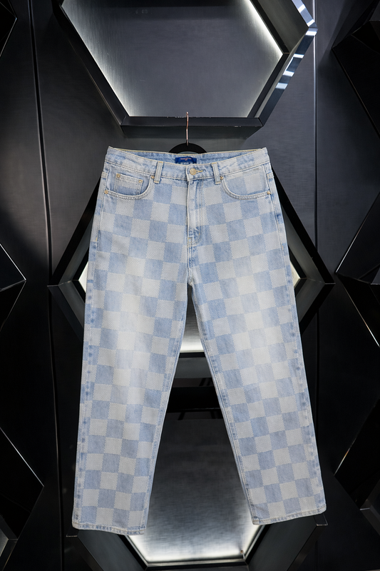 Jean Louis Vuitton Cuadrille