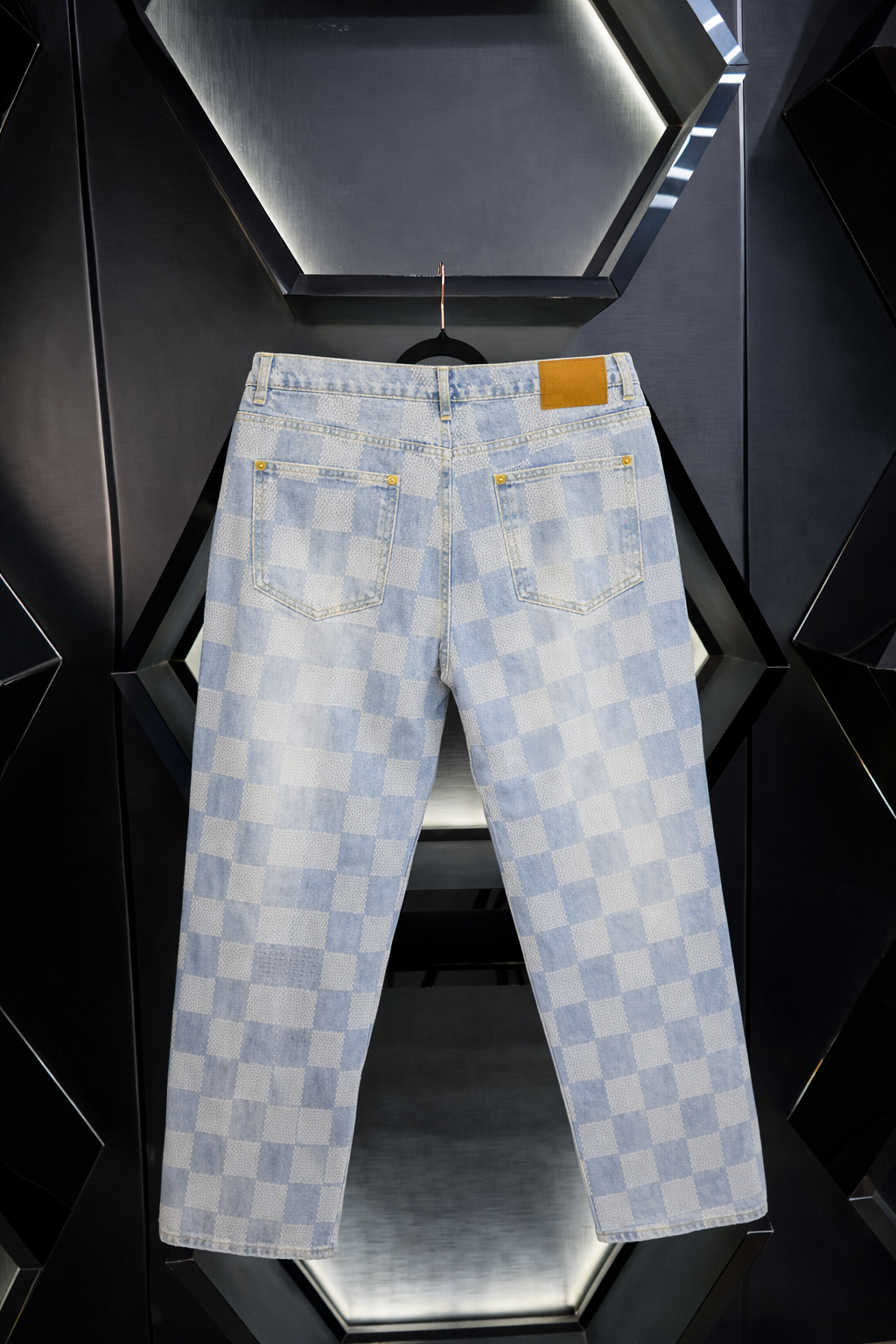 Jean Louis Vuitton Cuadrille