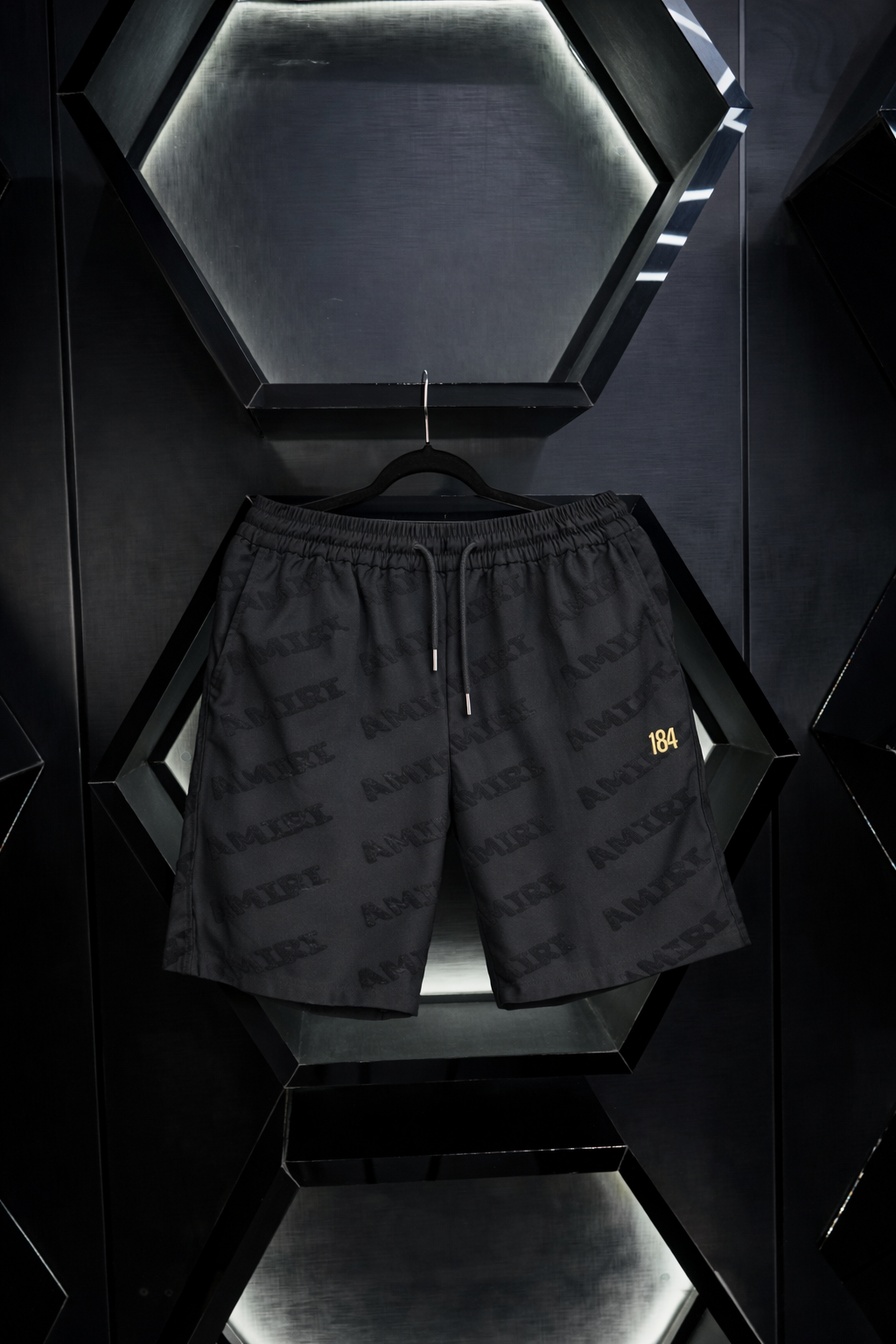 Shorts Amiri Negro - Dorado