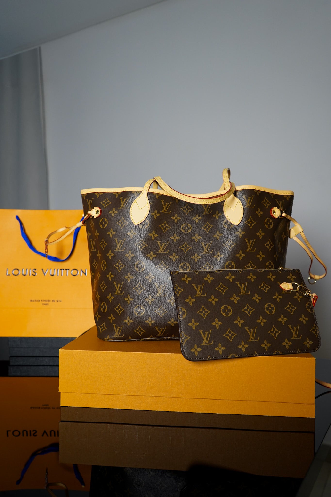 Louis Vuitton Neverfull
