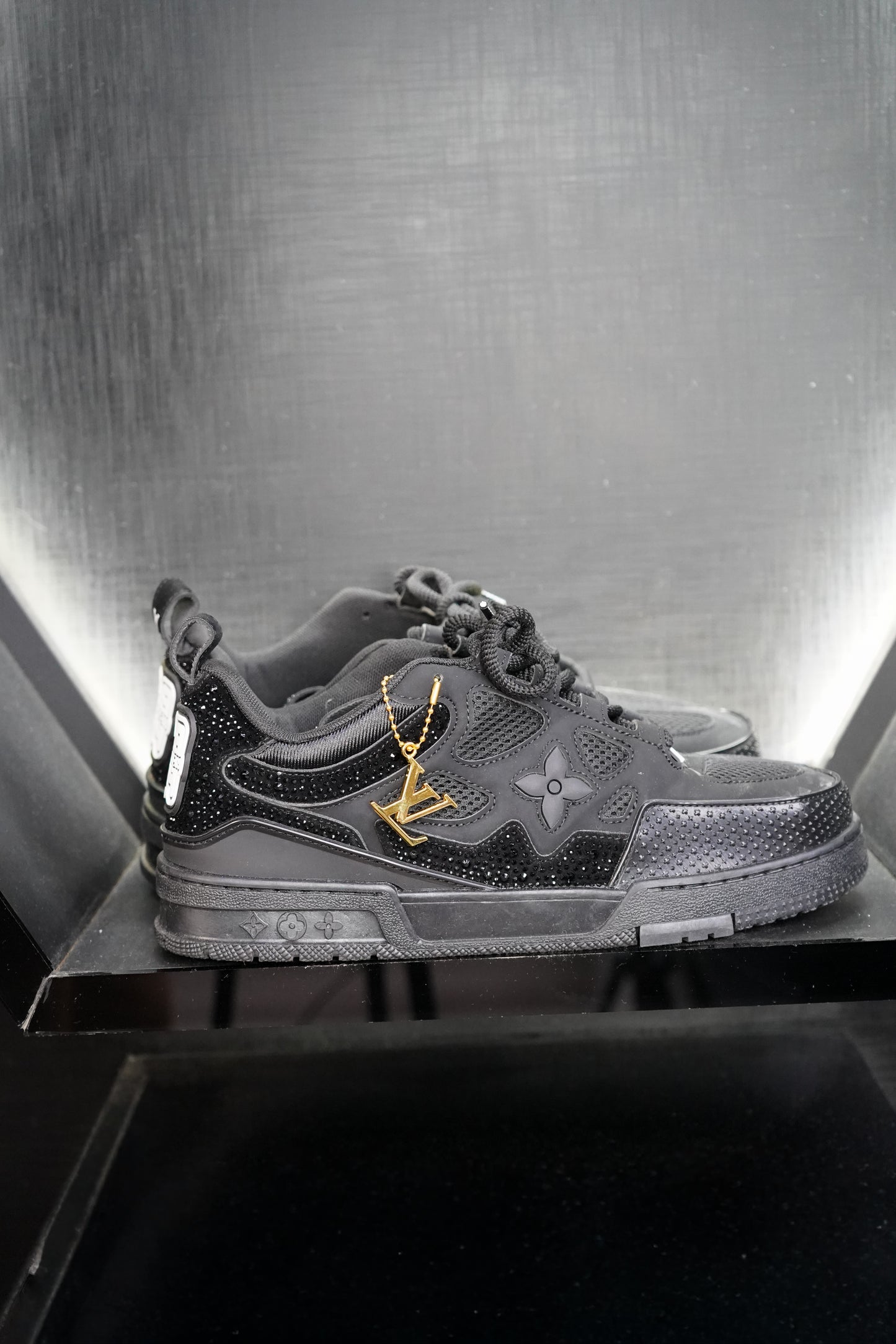 Zapatilla Louis Vuitton Negra