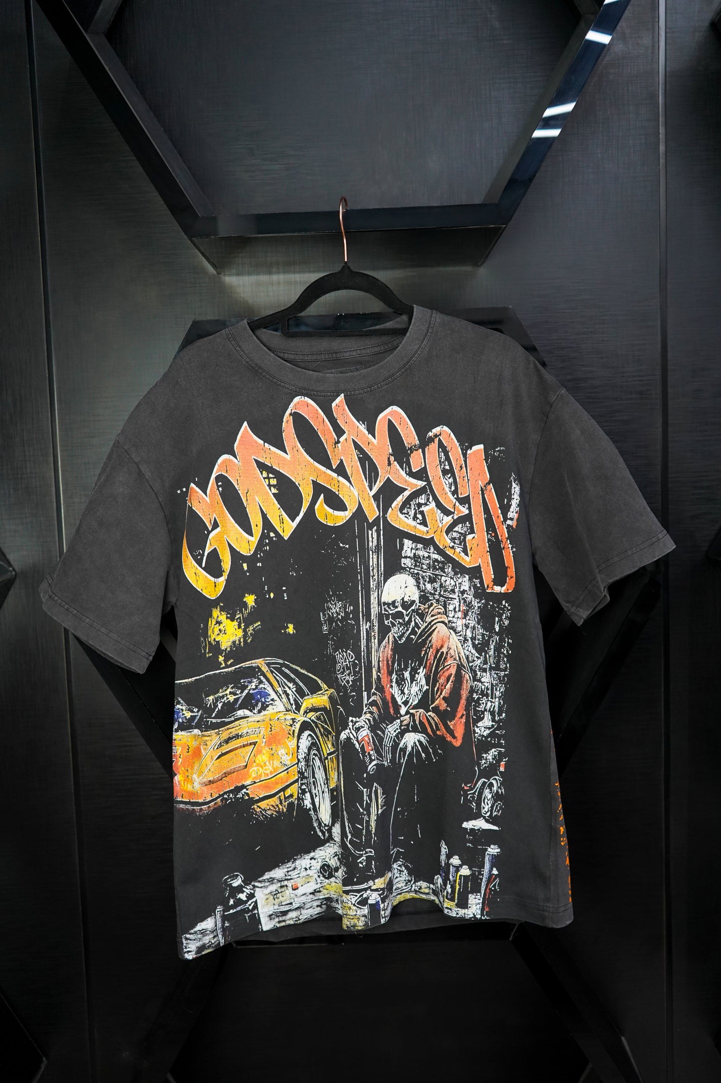Remera Godspeed Graffiti